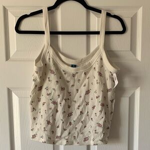 NWT Old Navy Floral White Tank Top